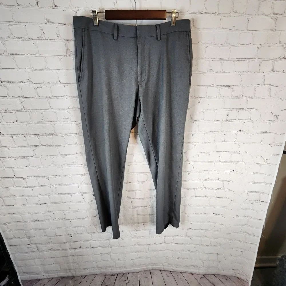 Men's Kenneth Cole Reaction dress pants, size 36